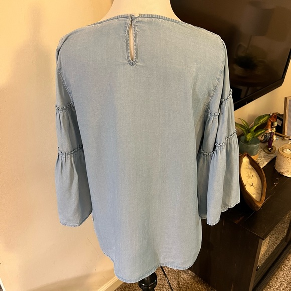 J. Jill denim bell sleeve top - Picture 4 of 6